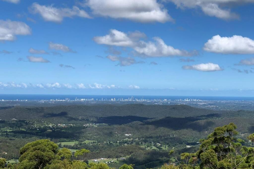 Mountain Living With Ocean Views Villa Mount Tamborine Exteriör bild