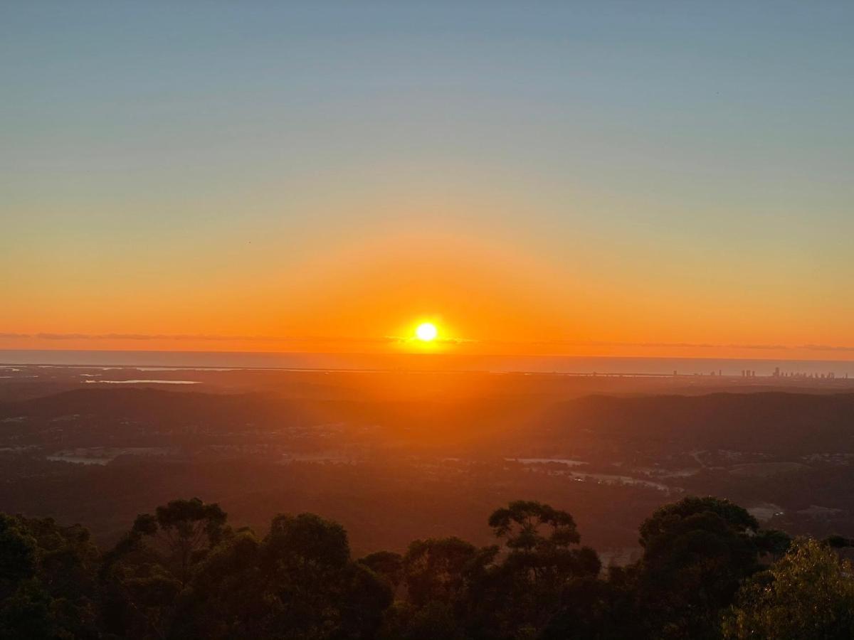 Mountain Living With Ocean Views Villa Mount Tamborine Exteriör bild